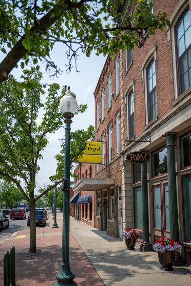 More Photos Of 86-88 W Front St, Monroe Storefront Retail Residential For Sale