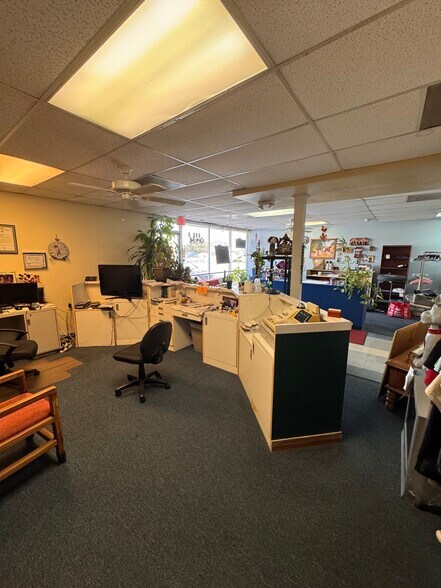 More Photos Of 609 Pat Booker Rd, Universal City Storefront Retail Office For Sale