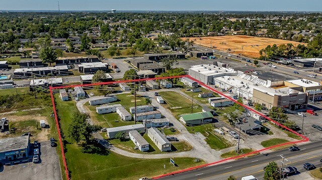 More Photos Of 1904 S 8th St, Rogers Manufactured Housing Mobile Home Park For Sale