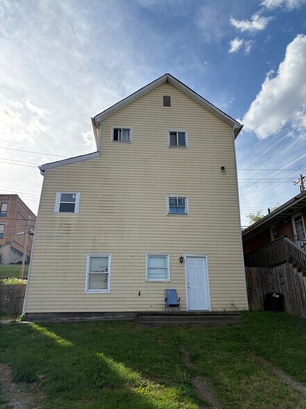 More Photos Of 3426 Monroe St, Bellaire Apartments For Sale