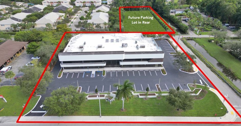 More Photos Of 4690 S University Dr, Davie Freestanding For Lease