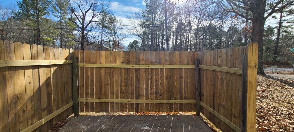 More Photos Of 1906 W Matthews Ave, Jonesboro Apartments For Sale