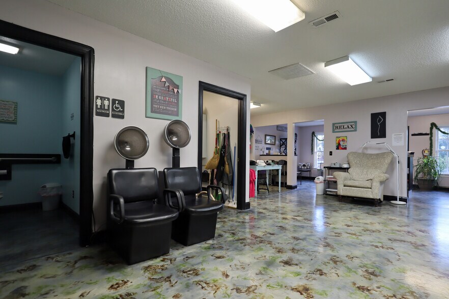 More Photos Of 3133 Vass Carthage Rd, Carthage Freestanding For Sale