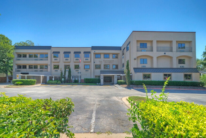 Primary Photo Of 4207 Burnet Rd, Austin Hospital For Sale