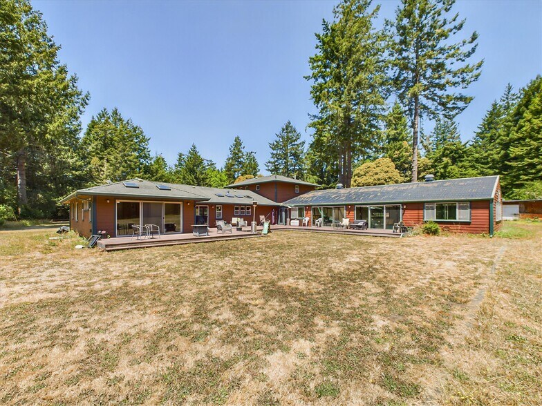 More Photos Of 595 Riverside Park Rd, Carlotta Land For Sale