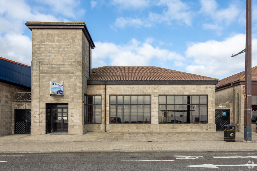 More Photos Of Beach Esplanade, Aberdeen Restaurant For Lease