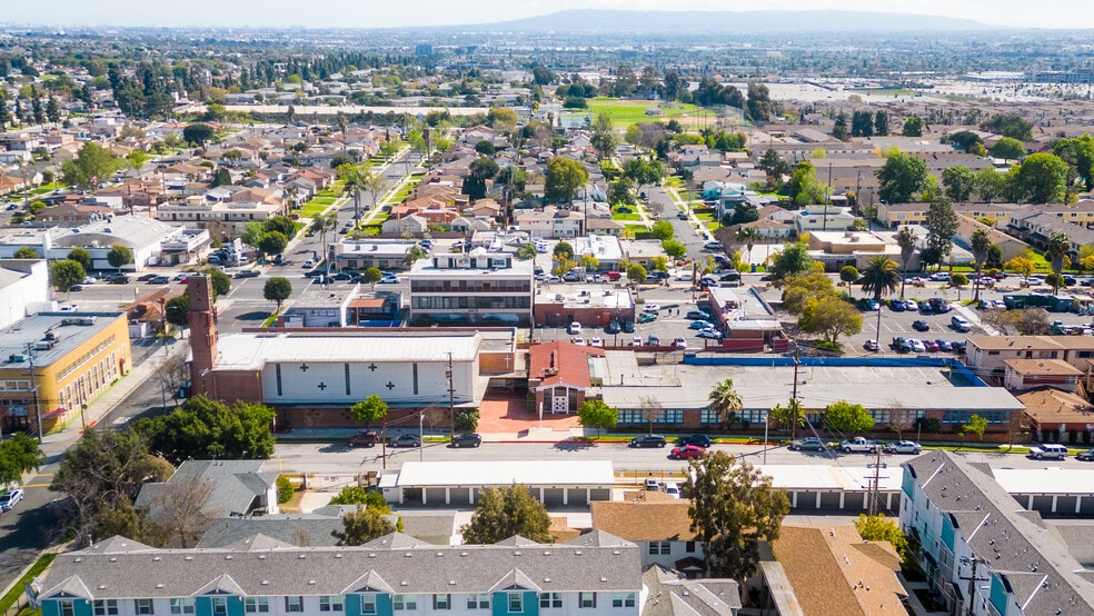 More Photos Of 3320 W 85th St, Inglewood Apartments For Sale