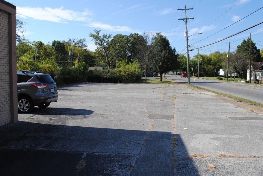More Photos Of 3006 Dodds Ave, Chattanooga Light Manufacturing For Sale
