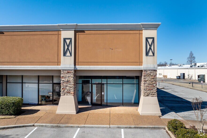 More Photos Of 6500-6550 Quince Rd, Memphis Unknown For Lease