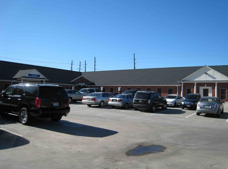 More Photos Of 4560 FM 1960 Rd W, Houston Medical For Lease