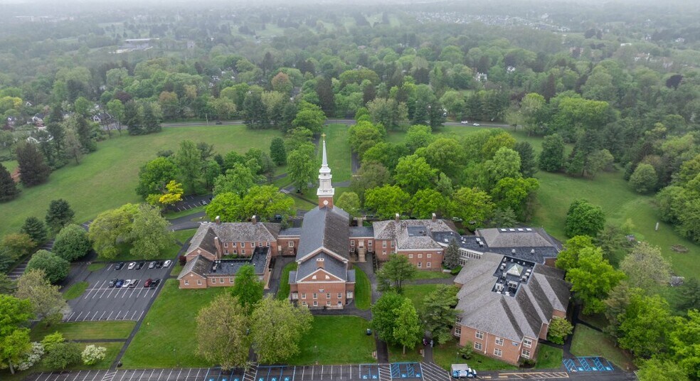 More Photos Of 2344 Center St, Bethlehem Specialty For Sale