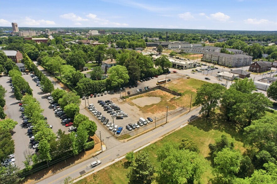 More Photos Of 577 N Church St, Spartanburg Land For Sale