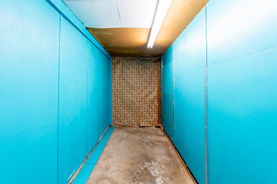 More Photos Of 815 S Main St, Stillwater Storefront Retail Office For Sale