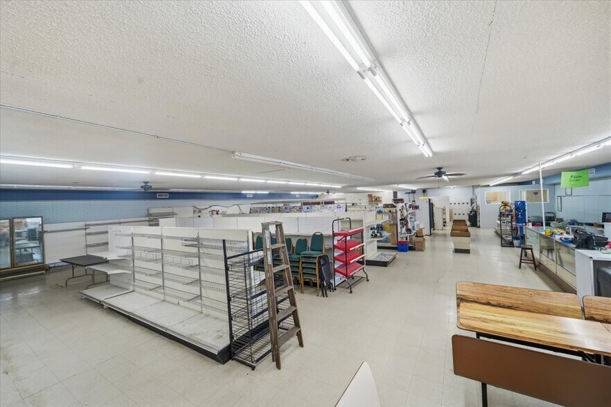 More Photos Of 407 Main St, Union Freestanding For Sale