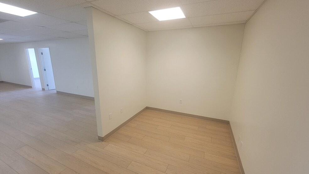 More Photos Of 3292 E Spring St, Long Beach Warehouse For Lease