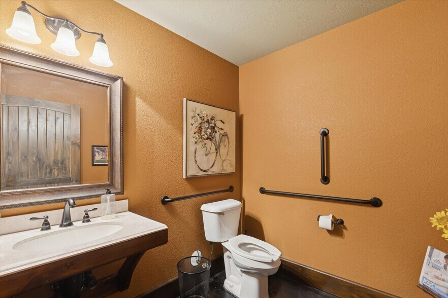 More Photos Of 8370 Lakeview Rd, Alanson Winery Vineyard For Sale