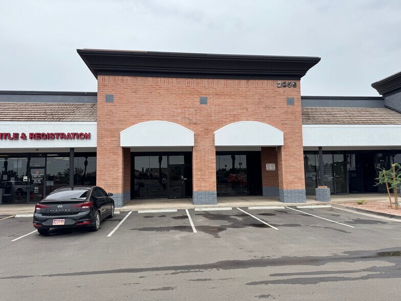 More Photos Of 2055 N Alma School Rd, Chandler Unknown For Lease