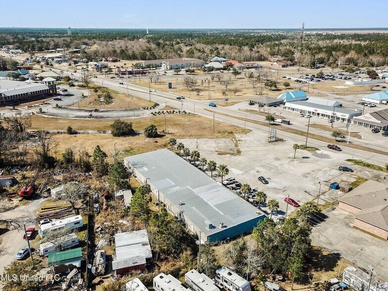 More Photos Of 828 Highway 90, Bay Saint Louis Freestanding For Lease