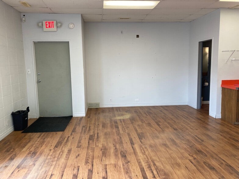 More Photos Of 4213 16A St SE, Calgary Warehouse For Sale