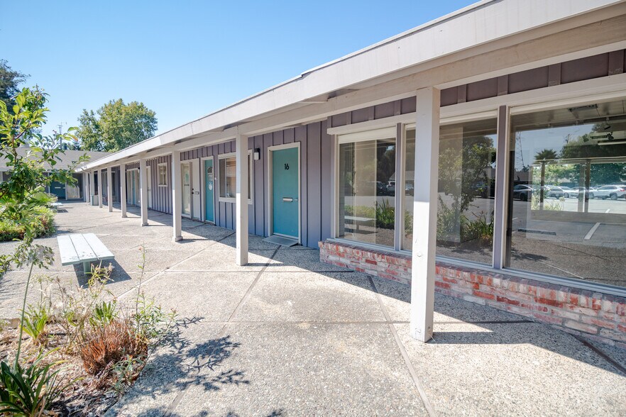 More Photos Of 621 E Campbell Ave, Campbell Medical For Lease