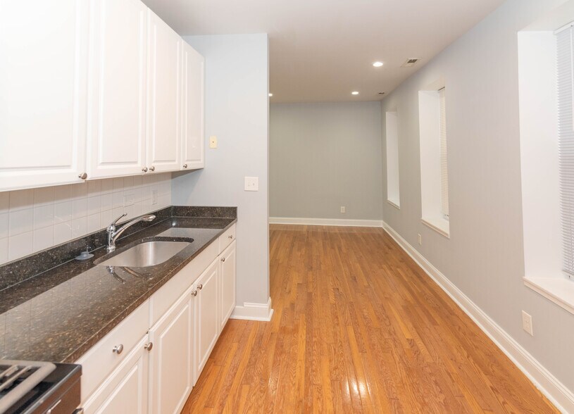 More Photos Of 2445 Lakeview Ave, Baltimore Apartments For Sale