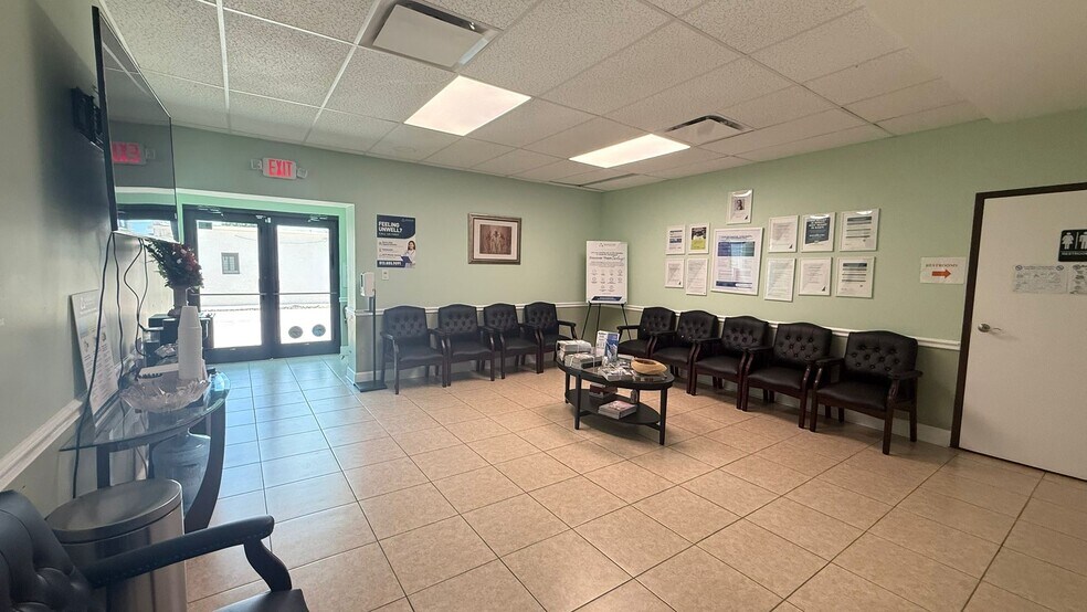 More Photos Of 5051 66th St N, Saint Petersburg Office For Sale