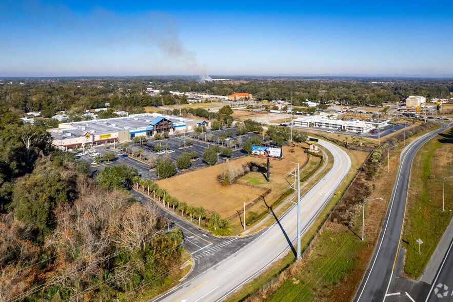 More Photos Of 3970 SW 3rd St, Ocala General Retail For Sale