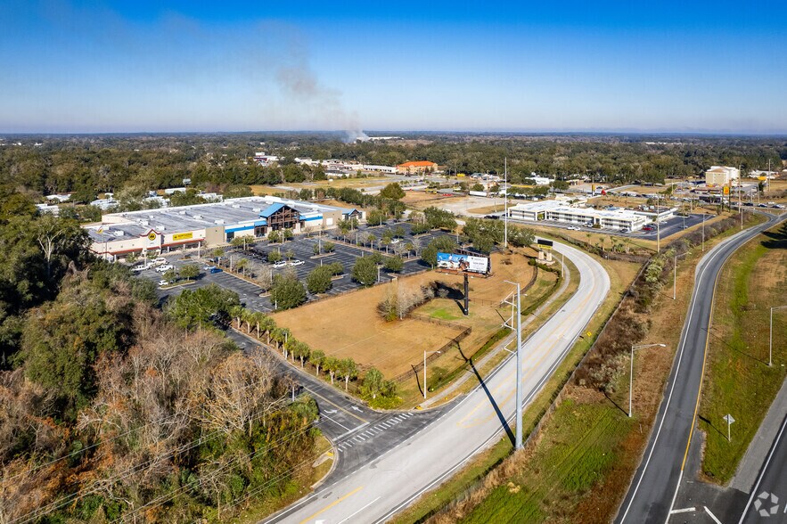More Photos Of 3970 SW 3rd St, Ocala Freestanding For Sale