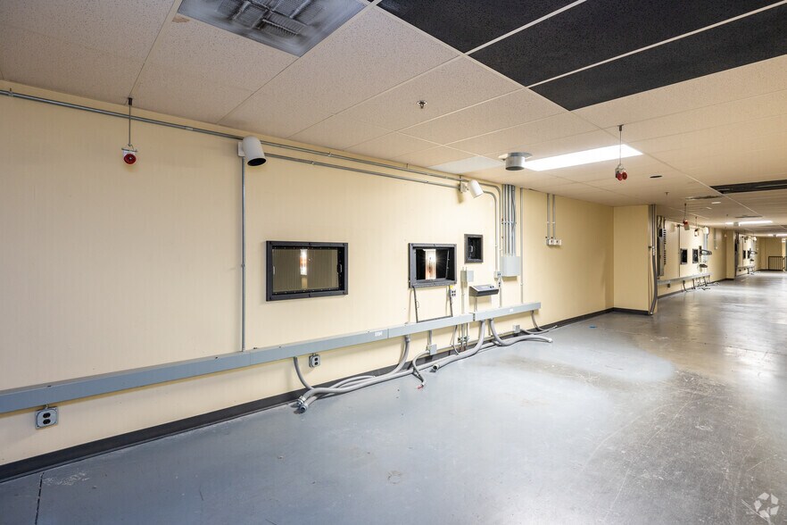 More Photos Of 3930 E Dupont Rd, Fort Wayne Movie Theatre For Sale