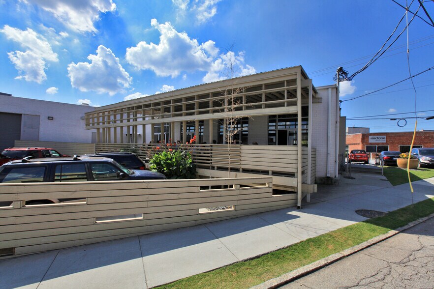 More Photos Of 887-891 Howell Mill Rd NW, Atlanta Restaurant For Lease