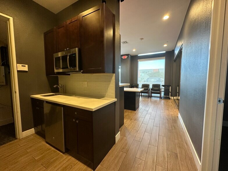 More Photos Of 7336 W Post Rd, Las Vegas Loft Creative Space For Lease