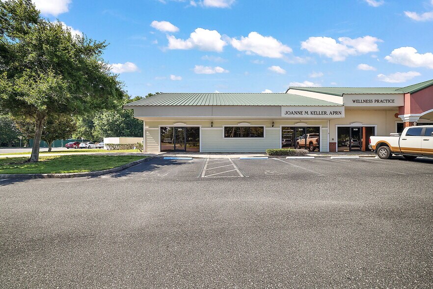 More Photos Of 3651 Lake Center Dr, Mount Dora Medical For Sale