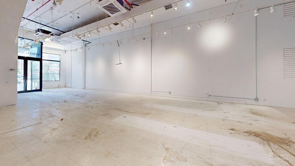 More Photos Of 343 Canal St, New York Office For Lease