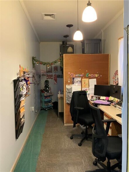 More Photos Of 28 Church St, Alfred Medical For Sale