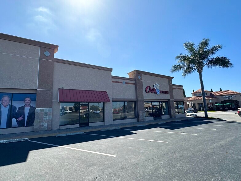 More Photos Of 1700-1712 Newport Blvd, Costa Mesa Freestanding For Lease