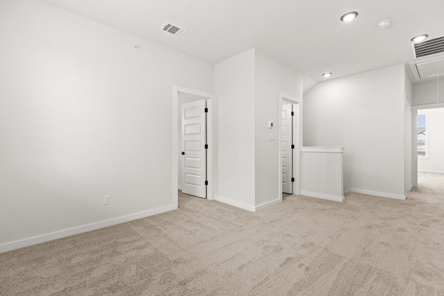 More Photos Of , Round Rock Multifamily For Sale