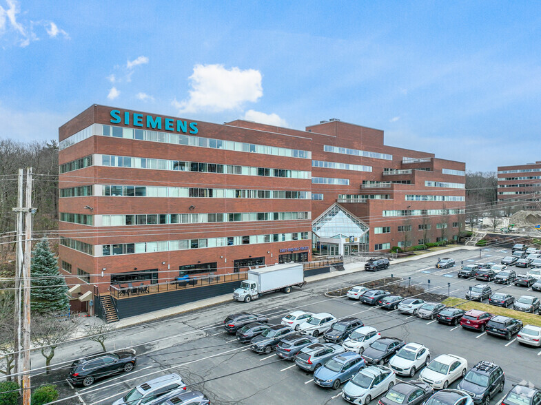 Primary Photo Of 200 Fifth Ave, Waltham Office For Lease