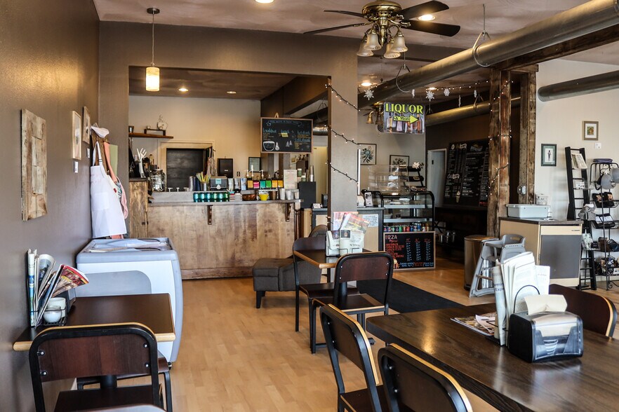 More Photos Of 426 Central Ave, Fairfield Storefront For Sale