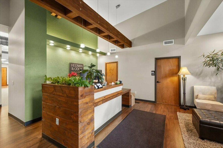 More Photos Of 1631 Zimmerman Trl, Billings Office For Sale
