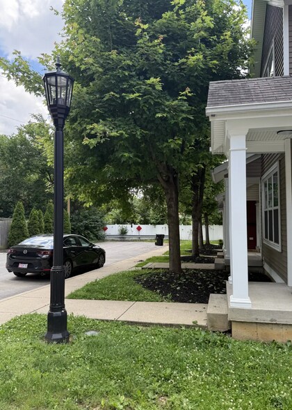 More Photos Of 102 Weist Pl, Louisville Apartments For Sale