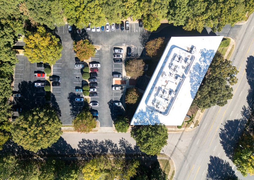 More Photos Of 5711 Six Forks Rd, Raleigh Office For Lease