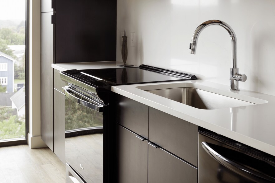 More Photos Of 600 W Main St, Charlottesville Apartments For Lease