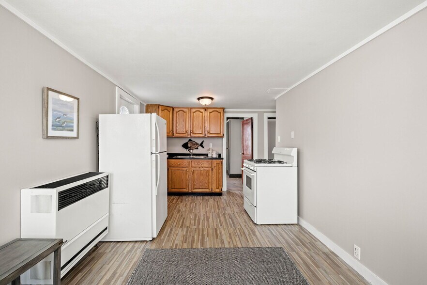 More Photos Of 14 Vermont St, Salisbury Multifamily For Sale