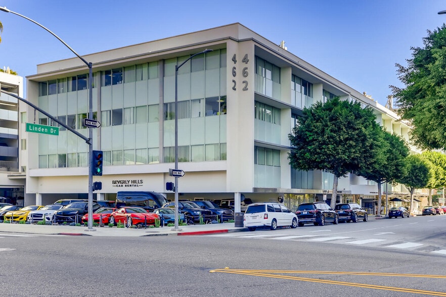 More Photos Of 462 N Linden Dr, Beverly Hills Unknown For Lease