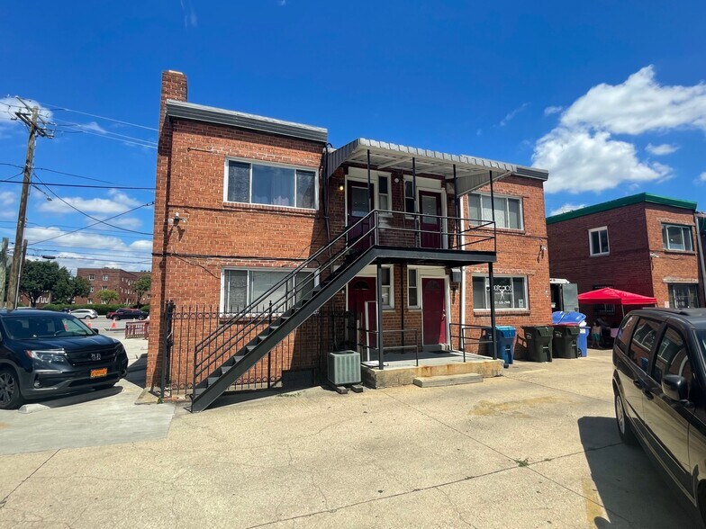 More Photos Of 1017 University Blvd E, Silver Spring Office For Sale