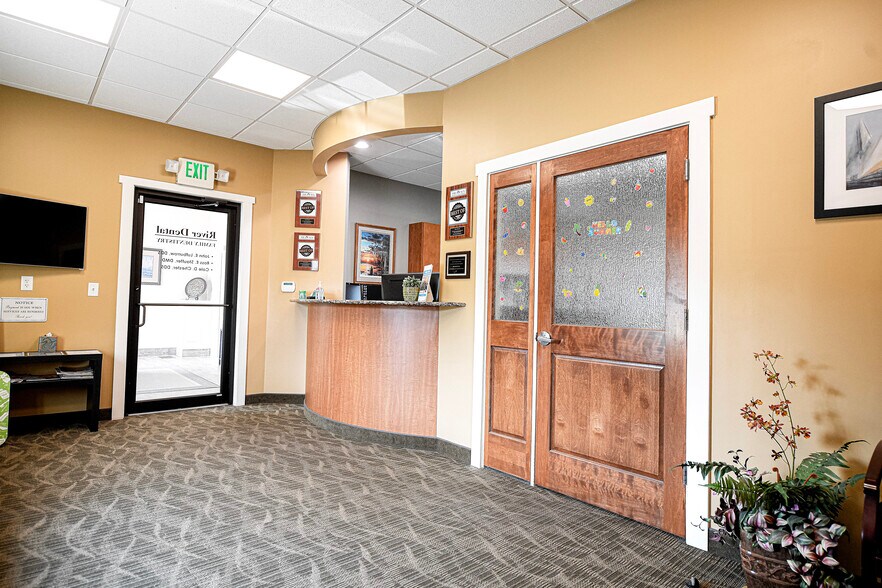 More Photos Of 415 Pennington Ave, Havre De Grace Office For Sale
