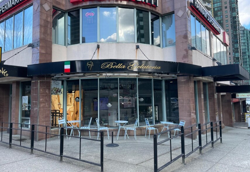 More Photos Of 1301 Robson St, Vancouver Storefront Retail Office For Sale
