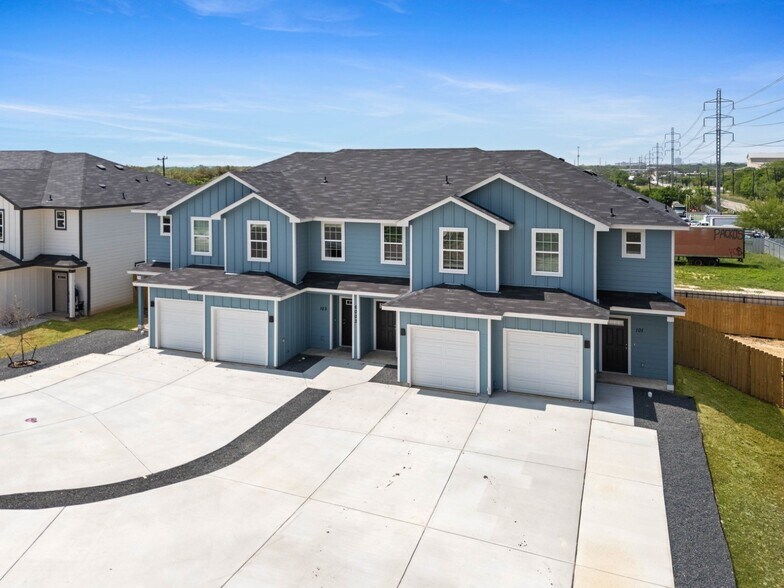 More Photos Of 6010 Shashi Place, San Antonio Apartments For Sale
