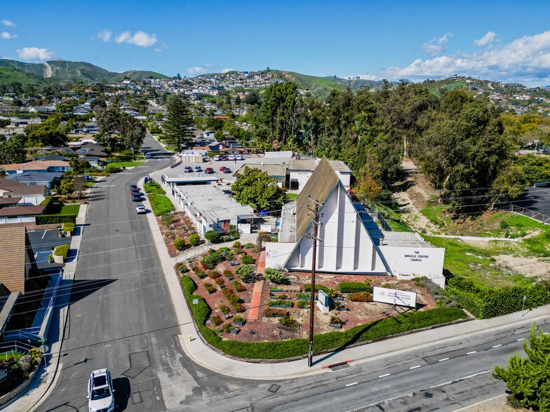 More Photos Of 38 Teloma Dr, Ventura Religious Facility For Sale