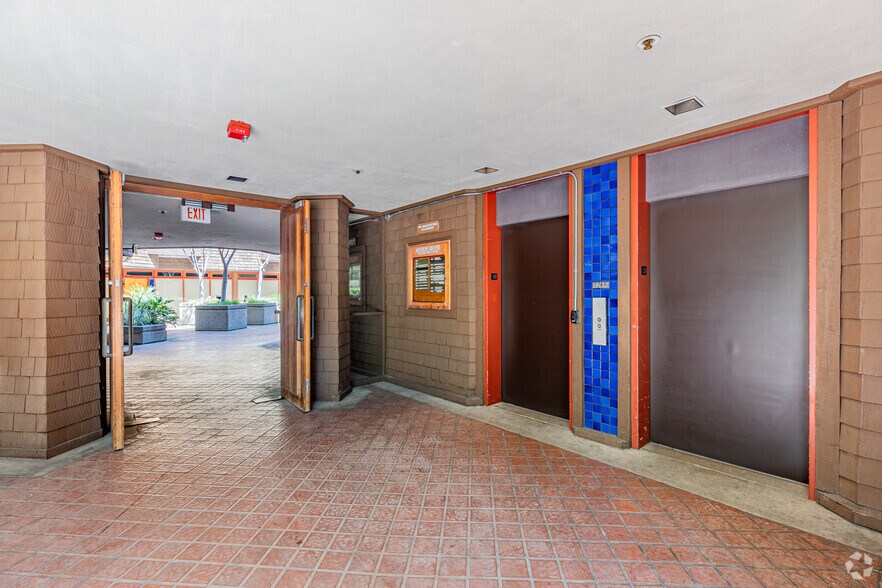 More Photos Of 1545 Hotel Cir S, San Diego Unknown For Lease